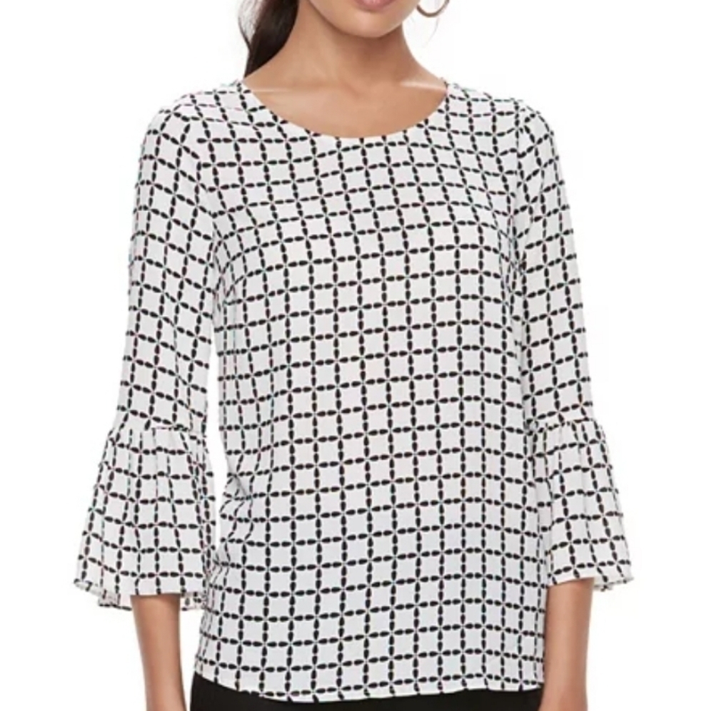 Elle Flower Grid Ruffle Bell Sleeve Top